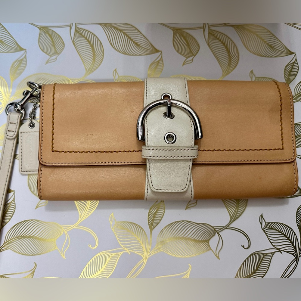 Coach Tan & Cream Legacy Buckle Wristlet Wallet – Style No. L23-6984